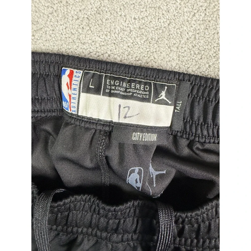 Charlotte Hornets Leaky Black** #12 Player Issued Jordan Buzz City Pants L Tall